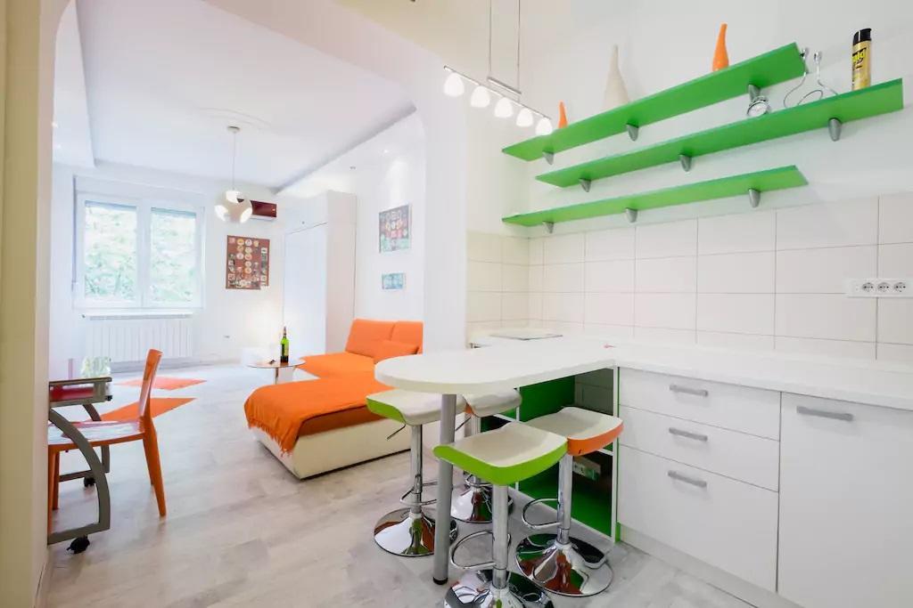 Porto Studio เบลเกรด ภายนอก รูปภาพ